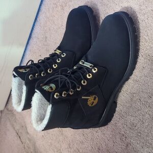 Black white faux lined Timberland 6" Premium Boots